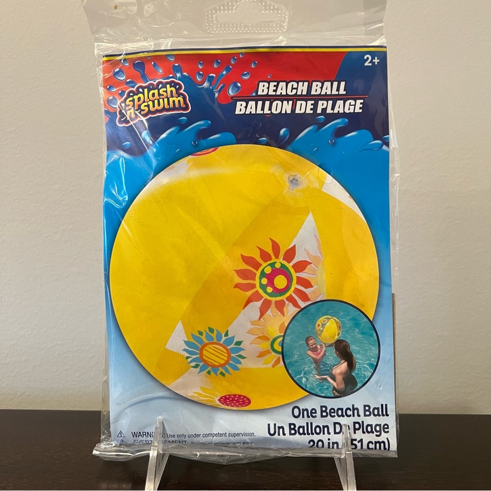 Beach Ball: Yellow Flowers 20-inch Pool Toy